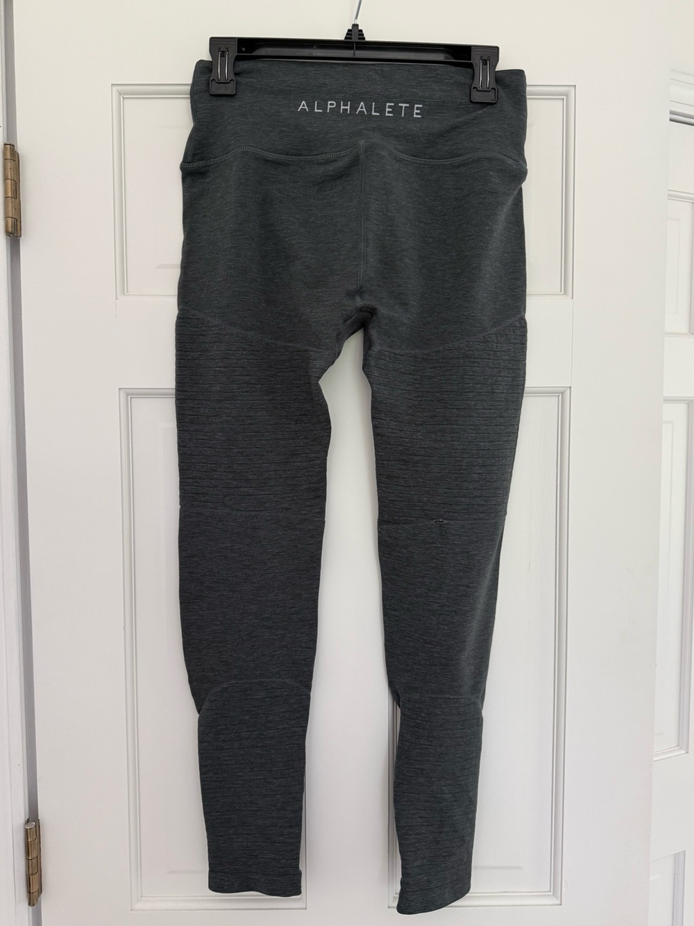 Alphalete OG revival leggings in galaxy gray. Size XL